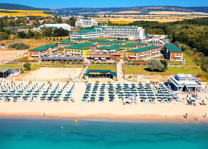Eco Therma Village - Free Parking & Private Beach & Mineral Pool