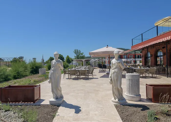 Eco Therma Village - Free Parking & Private Beach & Mineral Pool