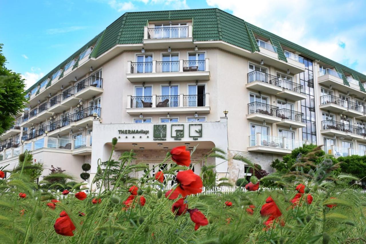Eco Therma Village